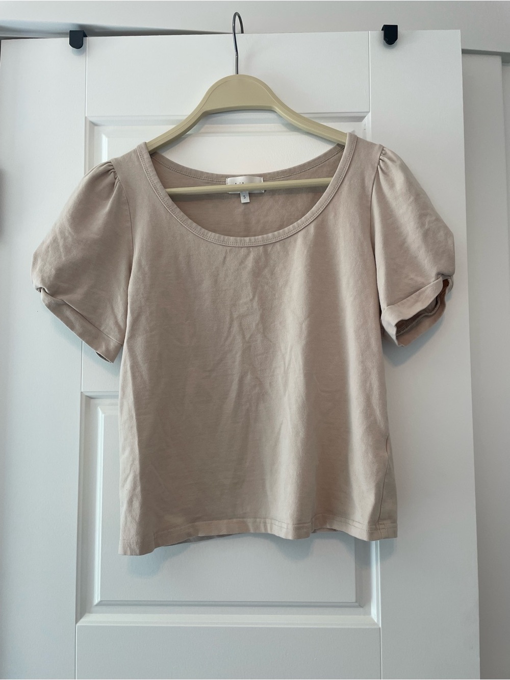 bohme Scoop Neck Puff Sleeve Tee - Beige